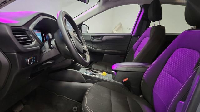Certified 2025 Ford Escape Active AWD/4WD image 16