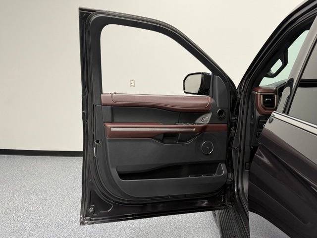 Certified 2024 Ford Expedition Limited AWD/4WD image 13