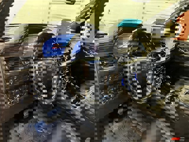 Used 2023 Chevrolet Suburban Z71 w/ Off-Road Capability Package image 12