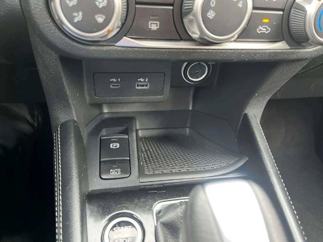 Used 2023 Nissan Kicks SV FWD image 29