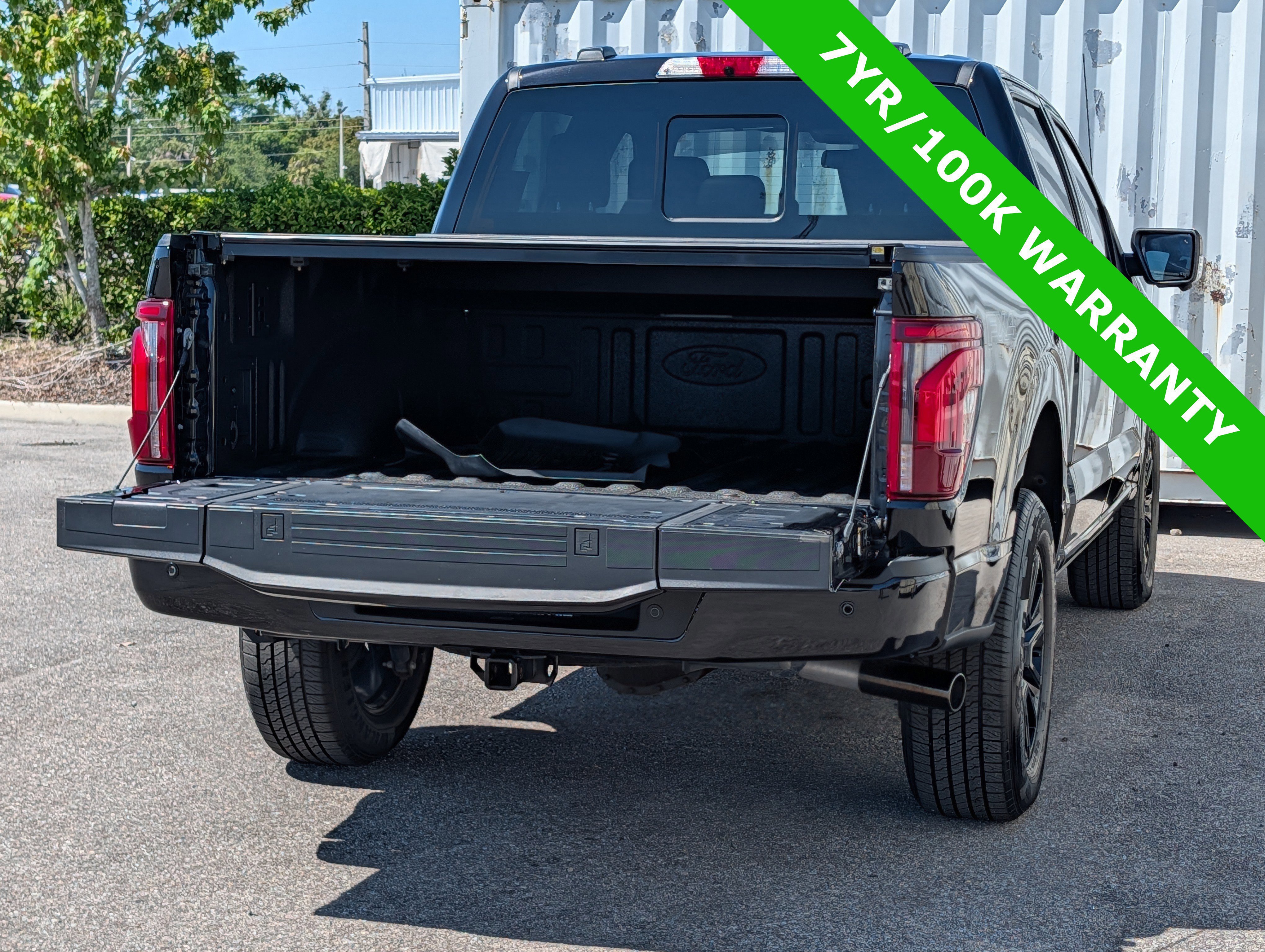 Certified 2025 Ford F150 Platinum w/ Equipment Group 702A High AWD/4WD image 14