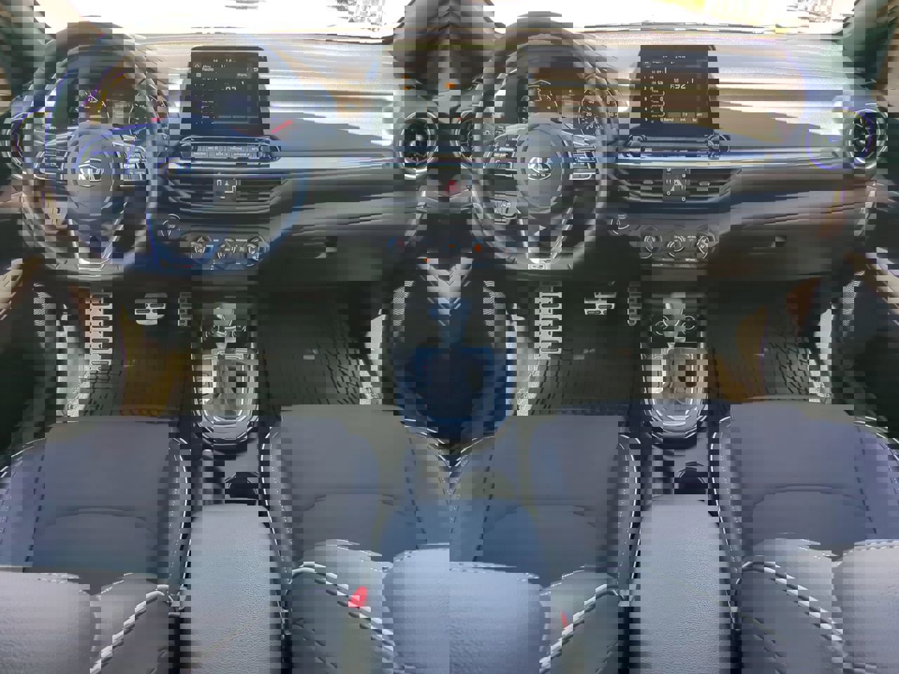 Used 2021 Kia Forte GT-Line image 12