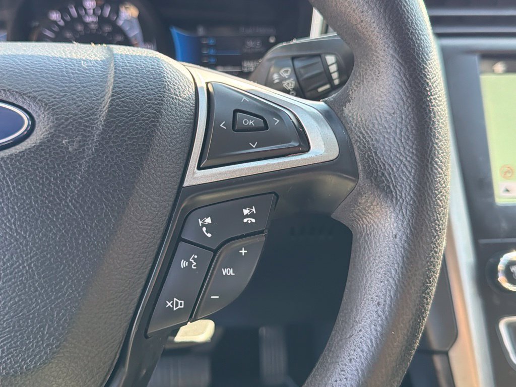Certified 2019 Ford Fusion SE FWD image 28