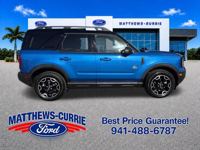 Certified 2025 Ford Bronco Sport Outer Banks w/ Outer Banks Tech Package+ AWD/4WD image 3