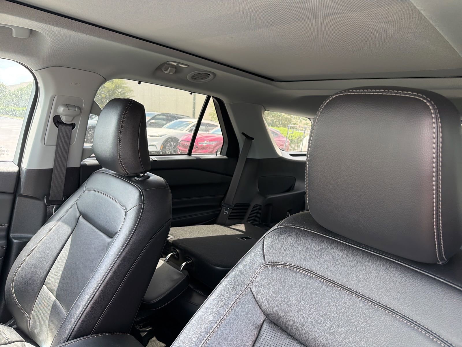 Certified 2023 Ford Explorer Limited w/ Limited Technology Package image 22