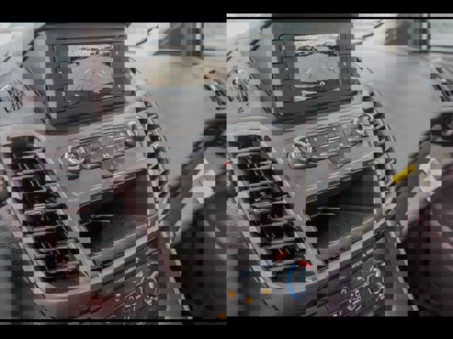 Certified 2022 Ford Transit Connect XL w/ Trailer Tow Package image 15