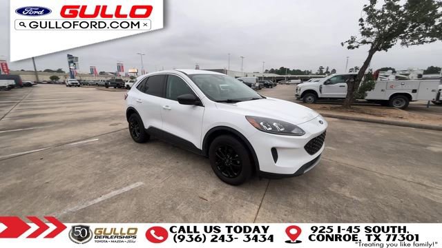 Certified 2022 Ford Escape SE AWD/4WD image 2