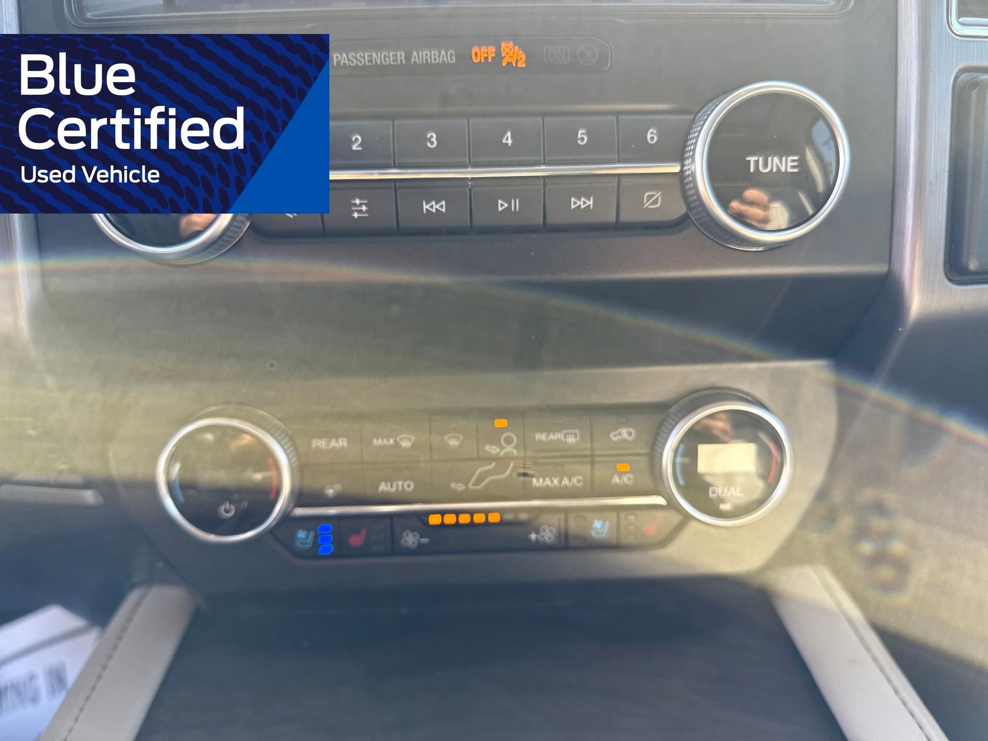 Certified 2020 Ford Expedition Platinum image 21