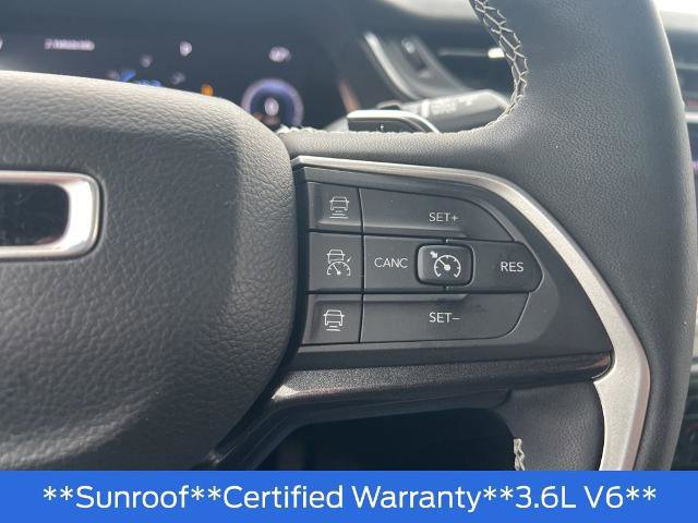 Used 2023 Jeep Grand Cherokee L Laredo image 15