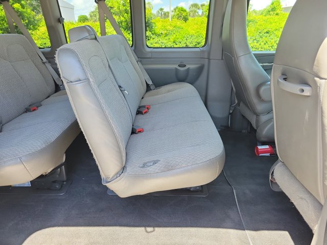 Used 2017 Chevrolet Express 3500 LT w/ LT Preferred Equipment Group RWD image 12