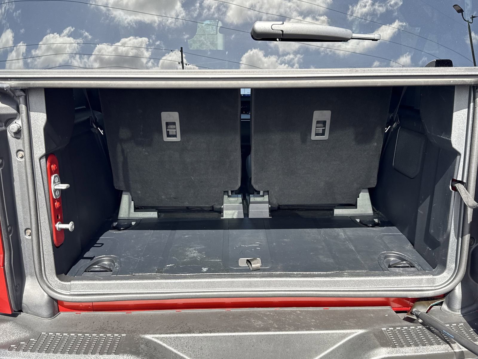 Certified 2024 Ford Bronco Black Diamond image 10