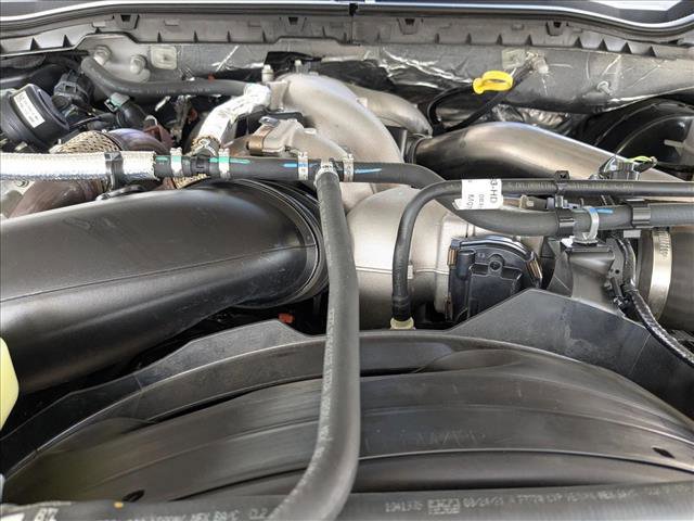 Certified 2022 Ford F350 Platinum w/ FX4 Off-Road Package image 23