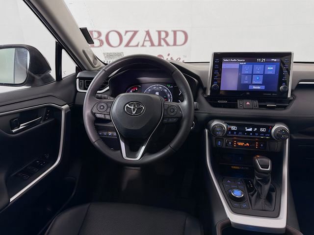 Used 2022 Toyota RAV4 Limited AWD/4WD image 27