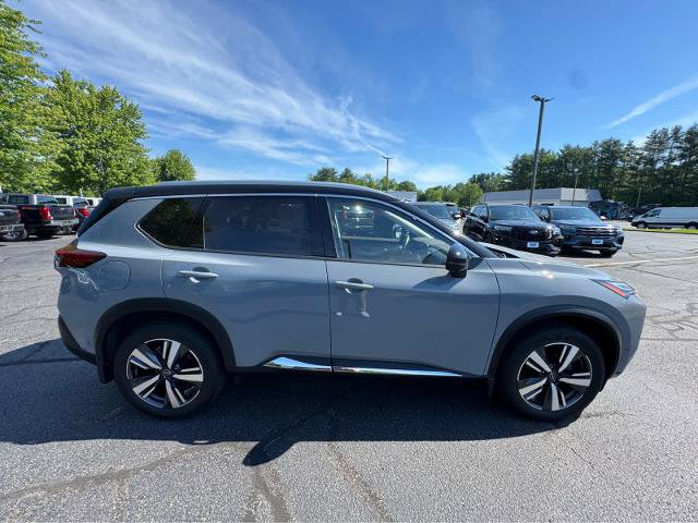 Used 2022 Nissan Rogue Platinum w/ Head-Up Display Package AWD/4WD image 7