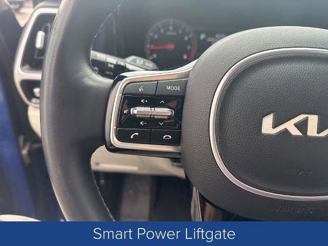 Used 2022 Kia Sorento EX w/ Panoramic Sunroof Package image 13