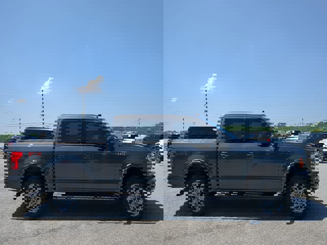 Certified 2019 Ford F150 XLT w/ Equipment Group 302A Luxury image 6