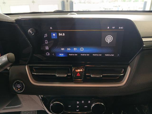 Used 2025 Chevrolet TrailBlazer LT image 15