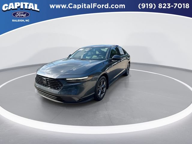 Used 2023 Honda Accord EX image 4