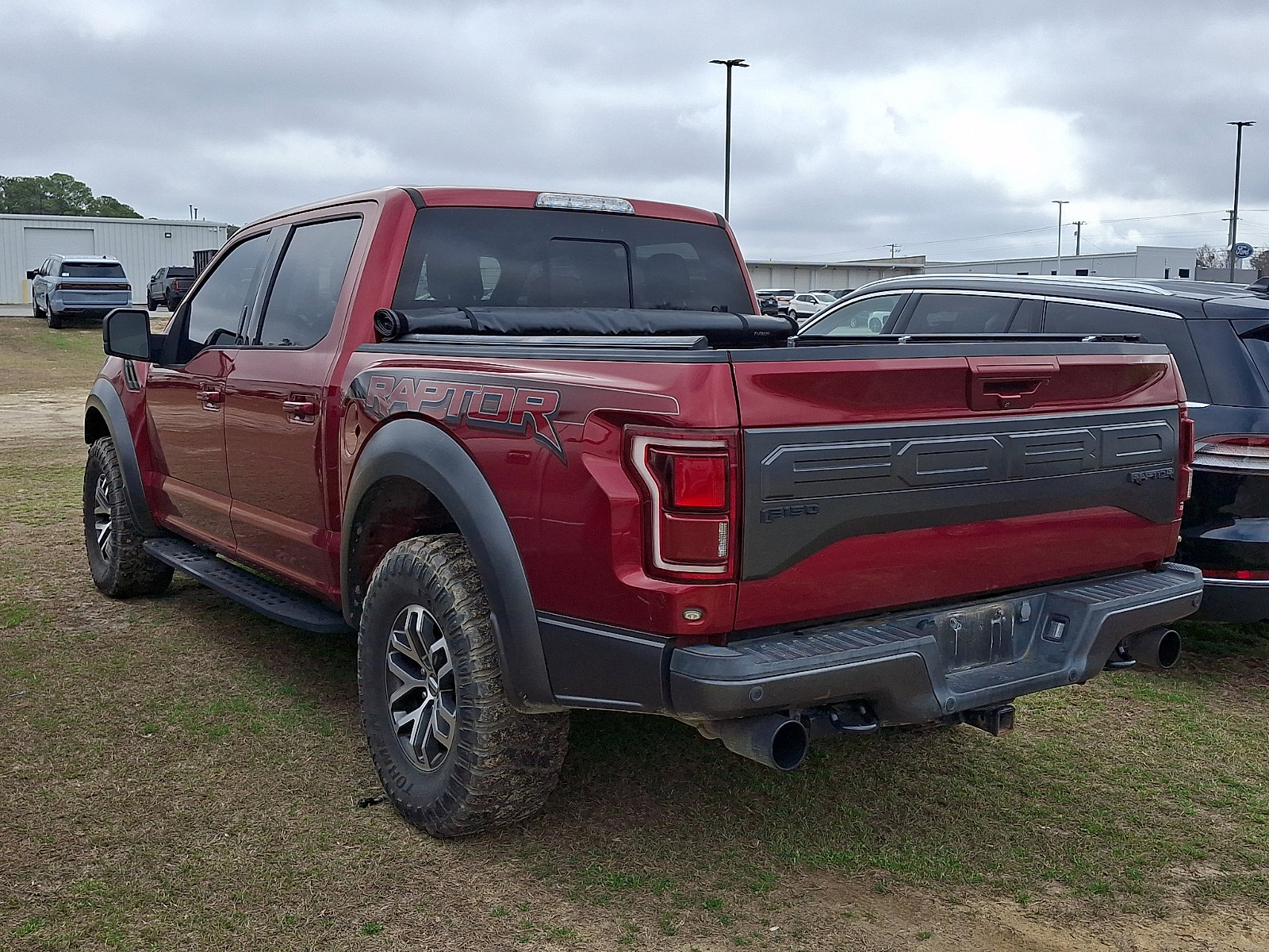 Certified 2018 Ford F150 Raptor w/ Equipment Group 802A Luxury image 4
