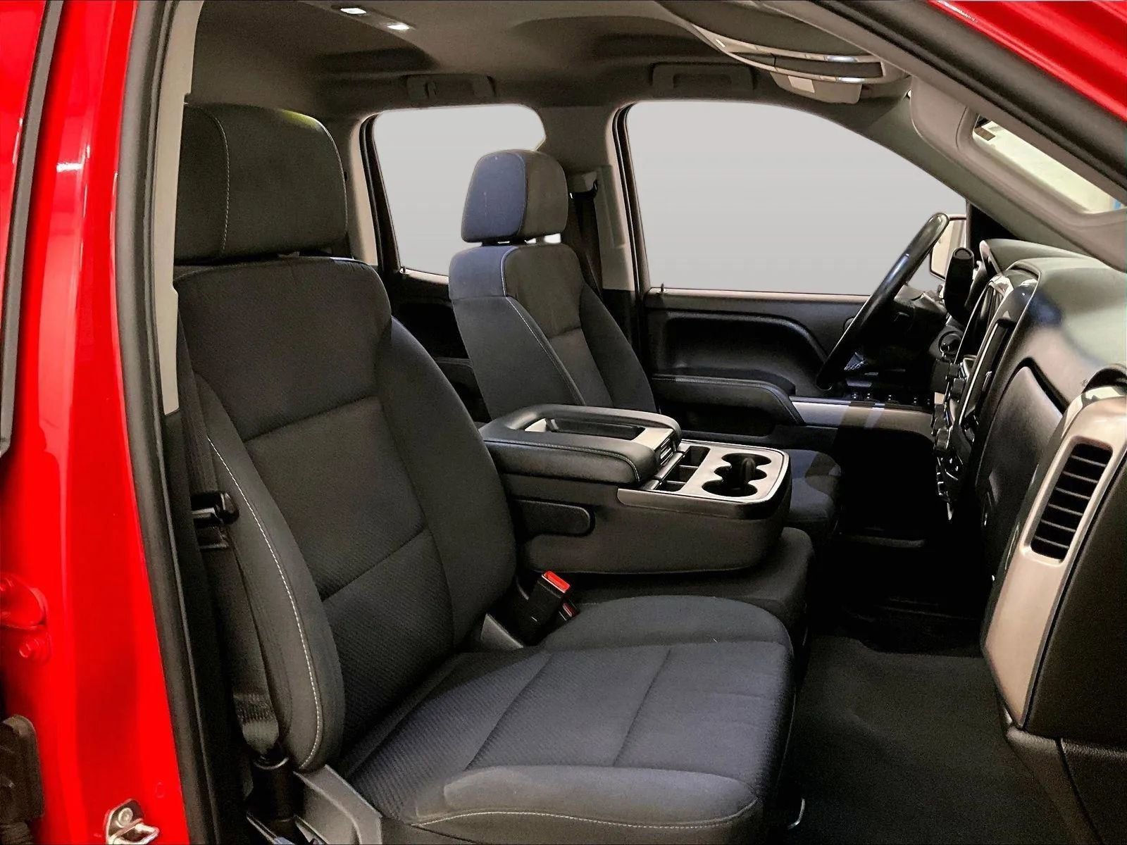 Used 2019 Chevrolet Silverado 1500 LT w/ All Star Edition image 7