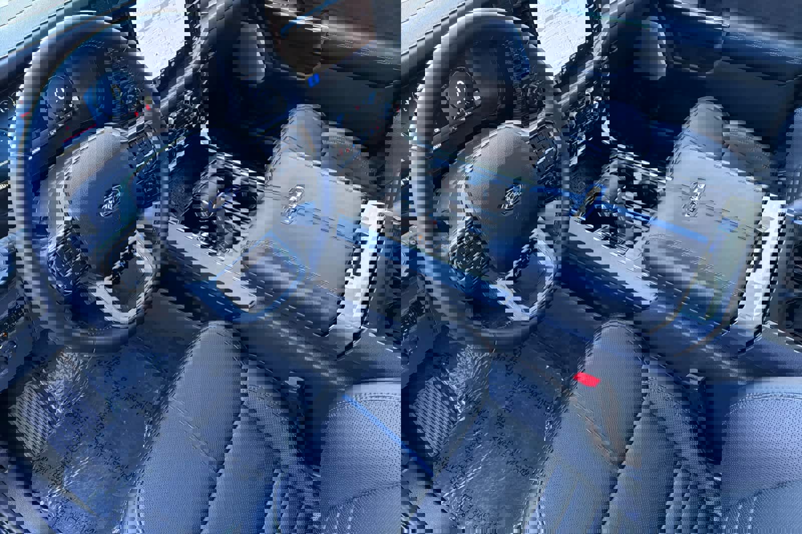 Certified 2025 Ford F150 Platinum w/ Equipment Group 702A High image 11