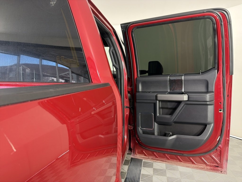 Certified 2022 Ford F350 Platinum image 29