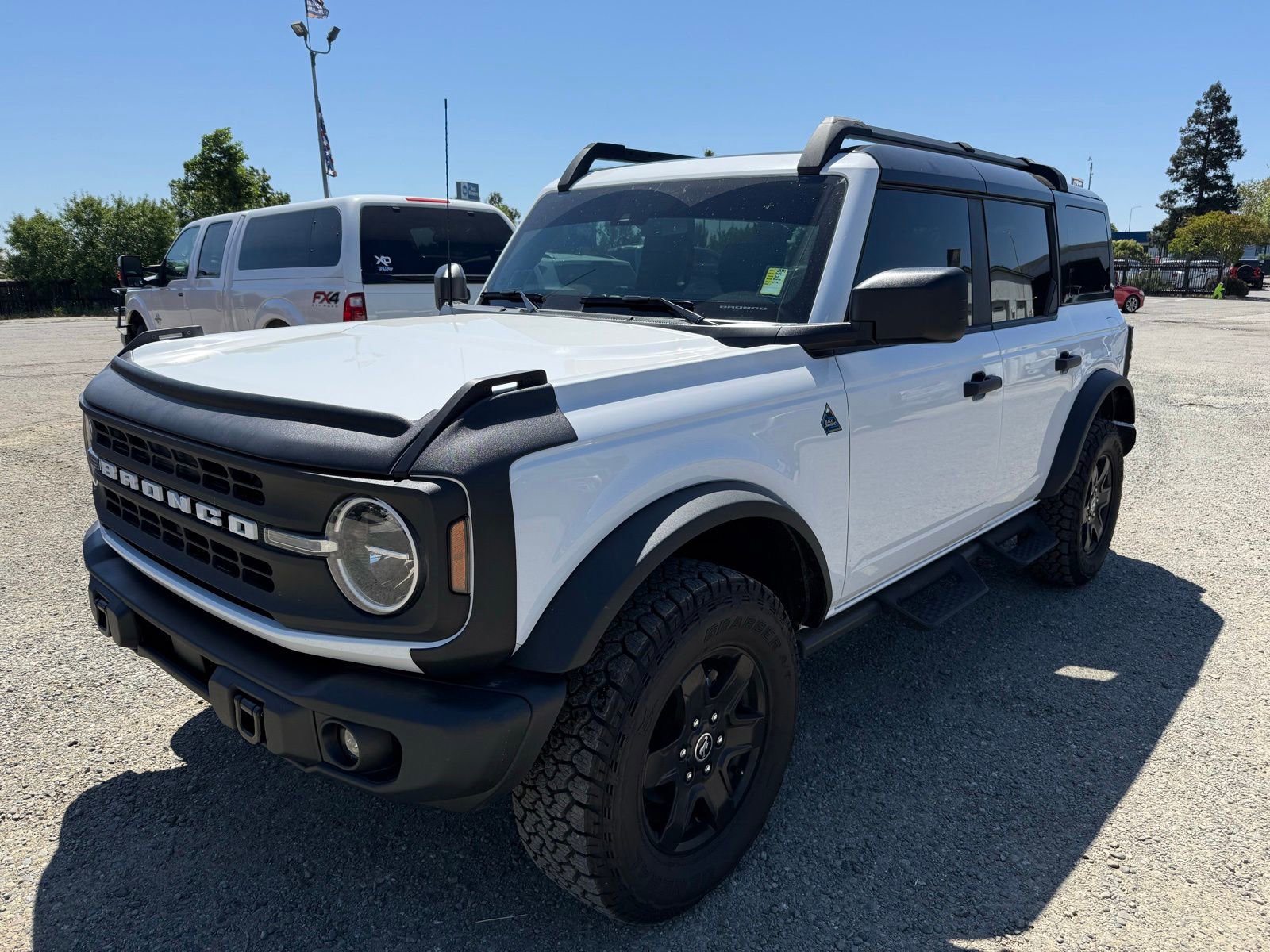 Certified 2024 Ford Bronco Black Diamond AWD/4WD image 1