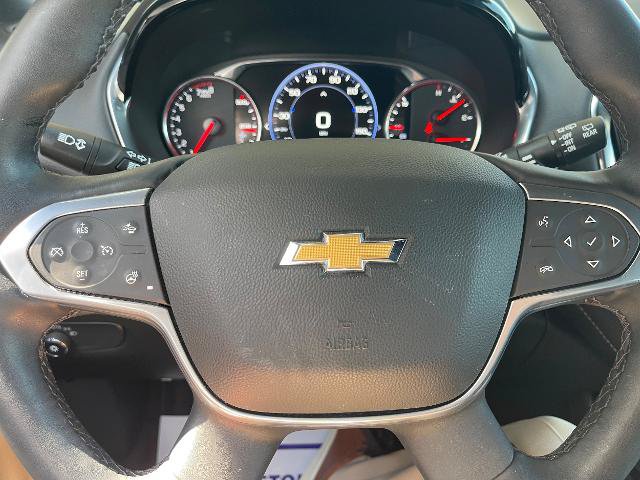 Used 2023 Chevrolet Traverse Premier FWD image 38