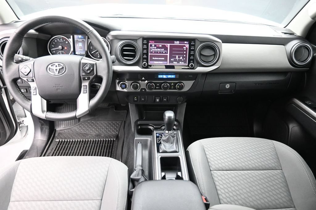 Used 2023 Toyota Tacoma SR5 w/ Technology Package AWD/4WD image 7