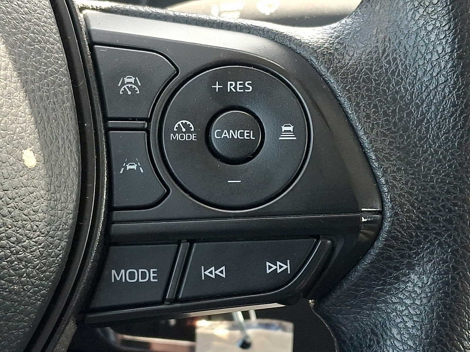 Used 2024 Toyota Corolla LE FWD image 20