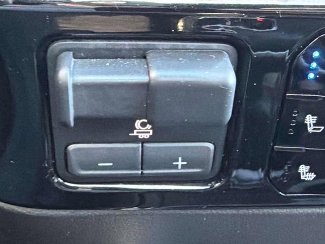 Used 2024 Chevrolet Silverado 1500 ZR2 w/ Technology Package image 19