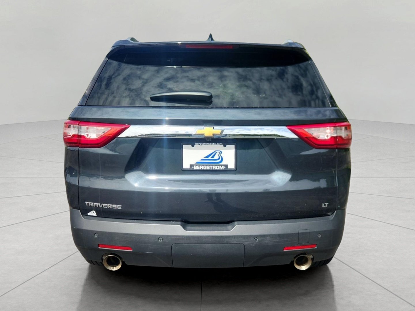 Used 2018 Chevrolet Traverse LT FWD image 8