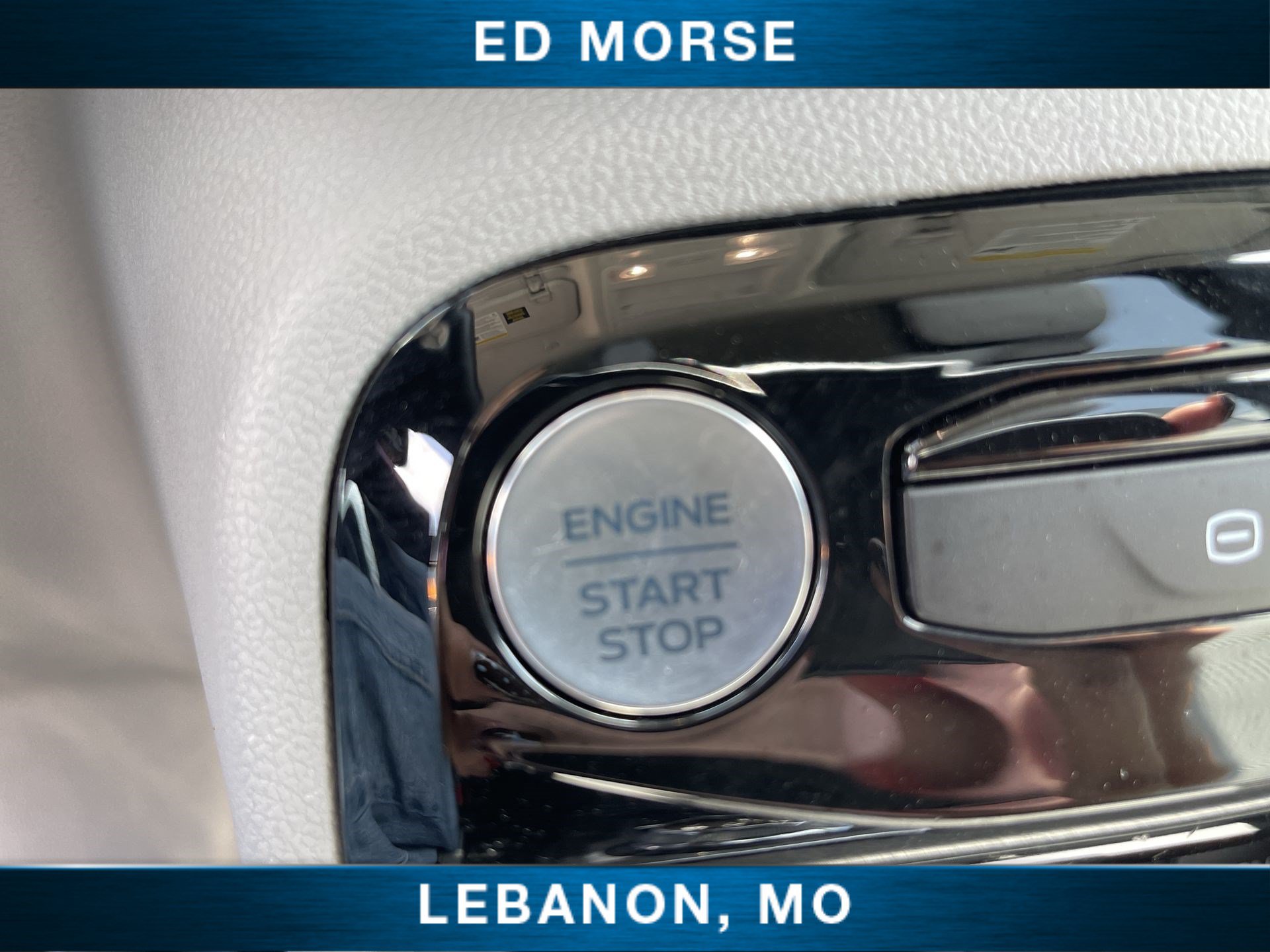 Certified 2023 Ford Escape SE FWD image 17