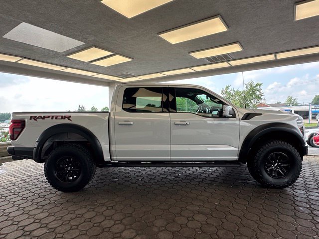 Certified 2025 Ford F150 Raptor AWD/4WD image 4