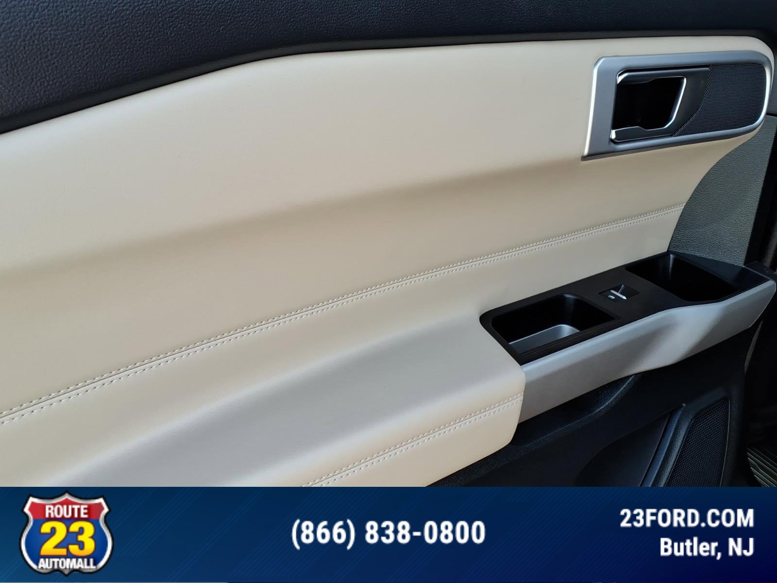 Certified 2024 Ford Explorer XLT AWD/4WD image 22