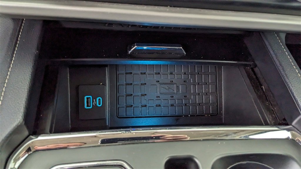 Certified 2024 Ford Expedition XLT image 31