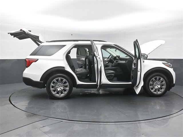 Certified 2025 Ford Explorer Active w/ Active Comfort Package image 58
