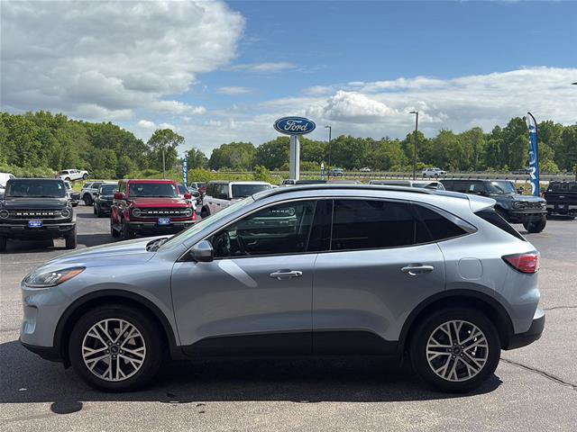 Certified 2022 Ford Escape SEL w/ Technology Package AWD/4WD image 4