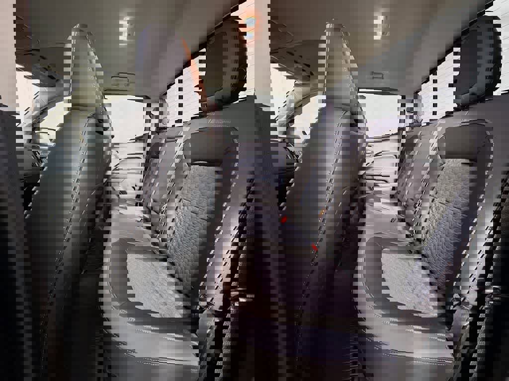 Used 2021 Chevrolet Colorado Z71 w/ Z71 Midnight Edition image 16