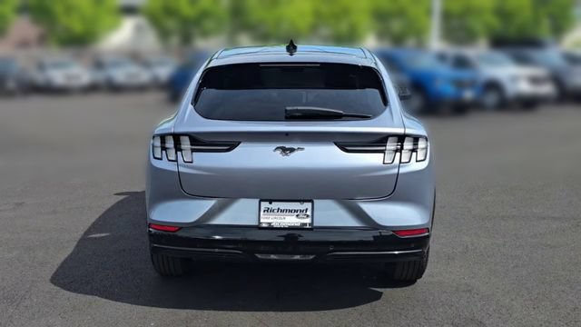 Certified 2022 Ford Mustang Mach-E Premium AWD/4WD image 8