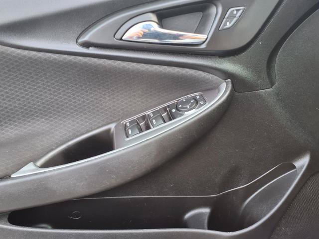 Used 2023 Chevrolet Malibu LS FWD image 19