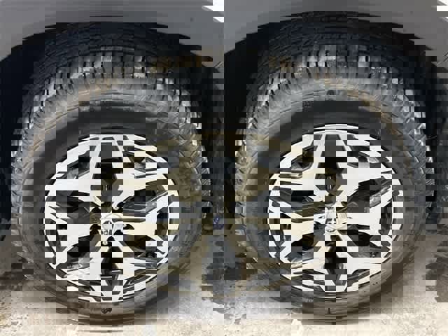 Used 2022 Subaru Forester Premium image 9