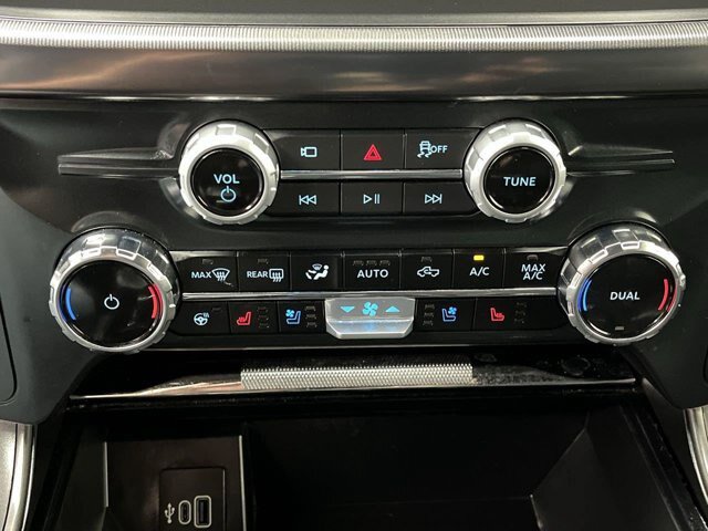 Certified 2025 Ford F150 Lariat w/ Bed Utility Package AWD/4WD image 25