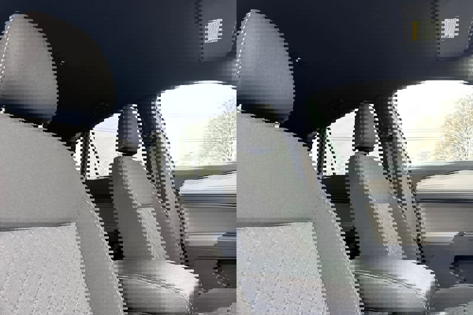 Used 2021 Volkswagen Atlas Cross Sport S image 17