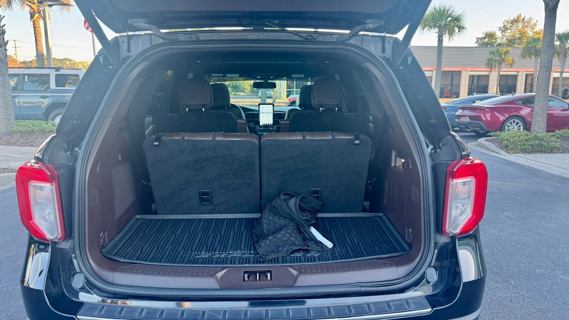 Certified 2021 Ford Explorer King Ranch w/ Premium Technology Package image 12