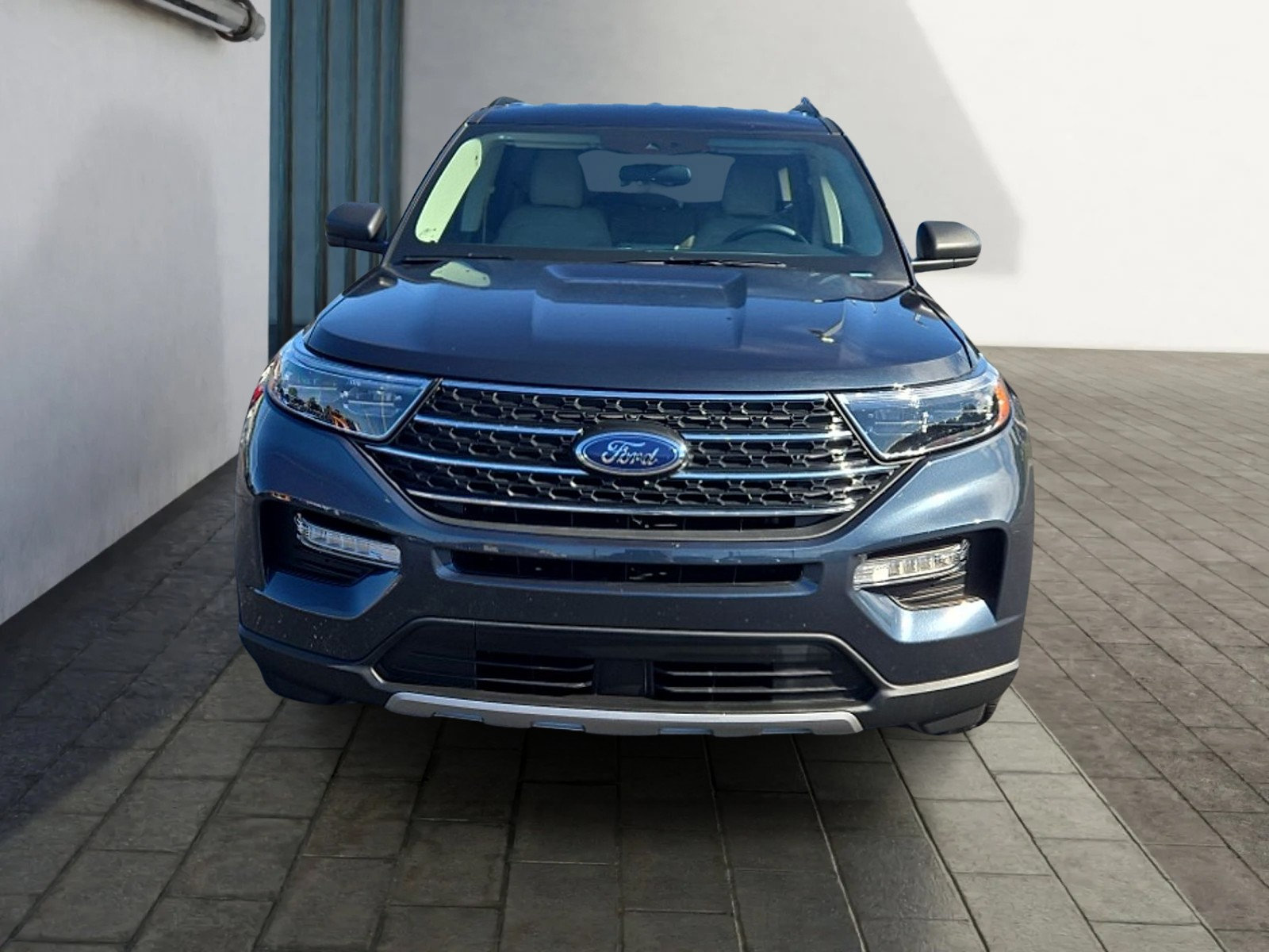 Certified 2023 Ford Explorer XLT w/ Equipment Group 202A AWD/4WD image 8