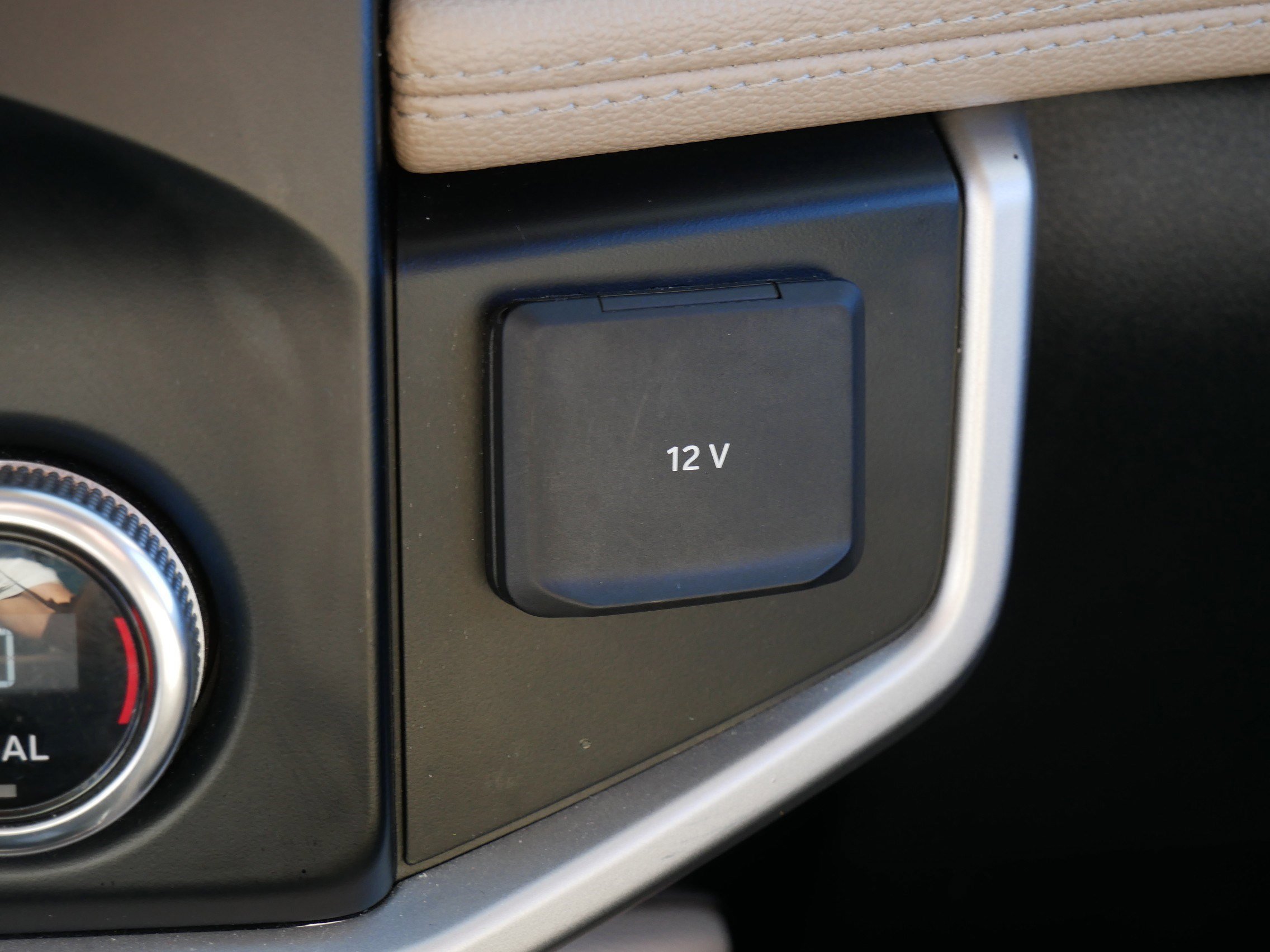 Certified 2024 Ford Expedition Limited image 35