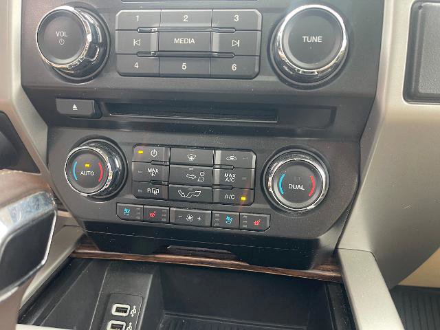 Certified 2018 Ford F150 Lariat w/ Equipment Group 501A Mid image 25