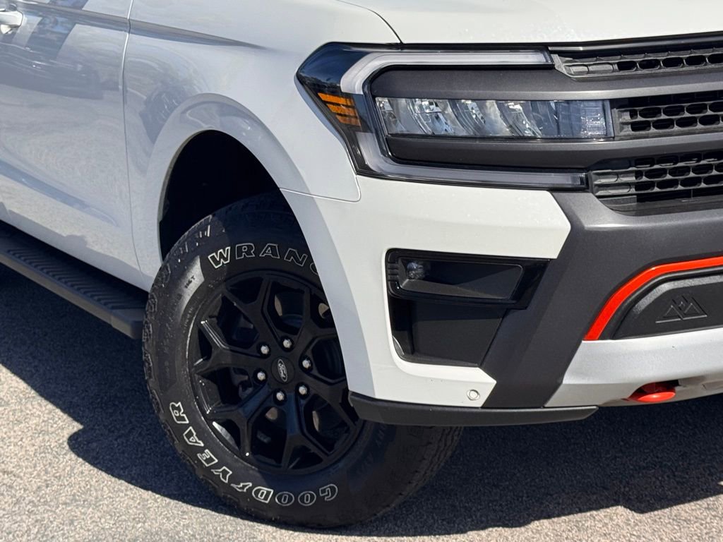 Certified 2024 Ford Expedition Timberline image 4