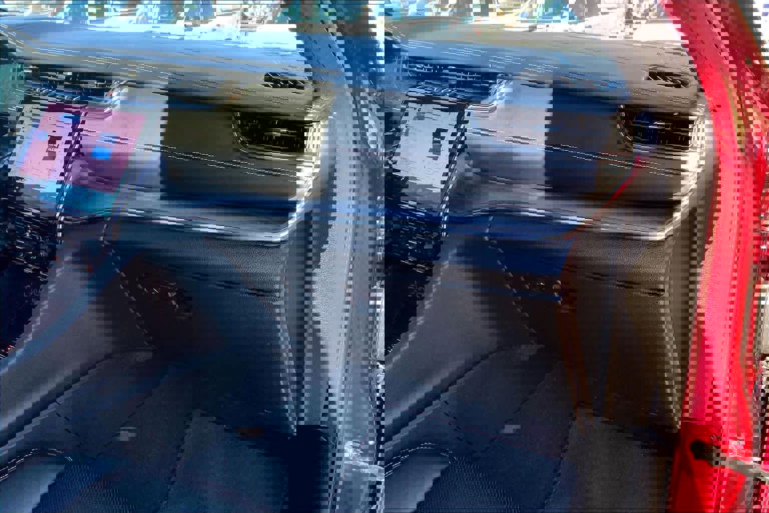 Used 2025 Jeep Grand Cherokee L Overland w/ Luxury Tech Group IV image 18